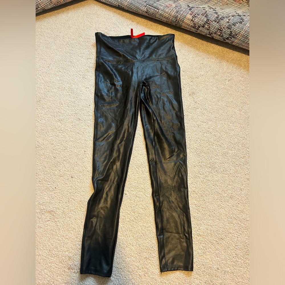 SPANXshape™ Faux Leather Leggings
